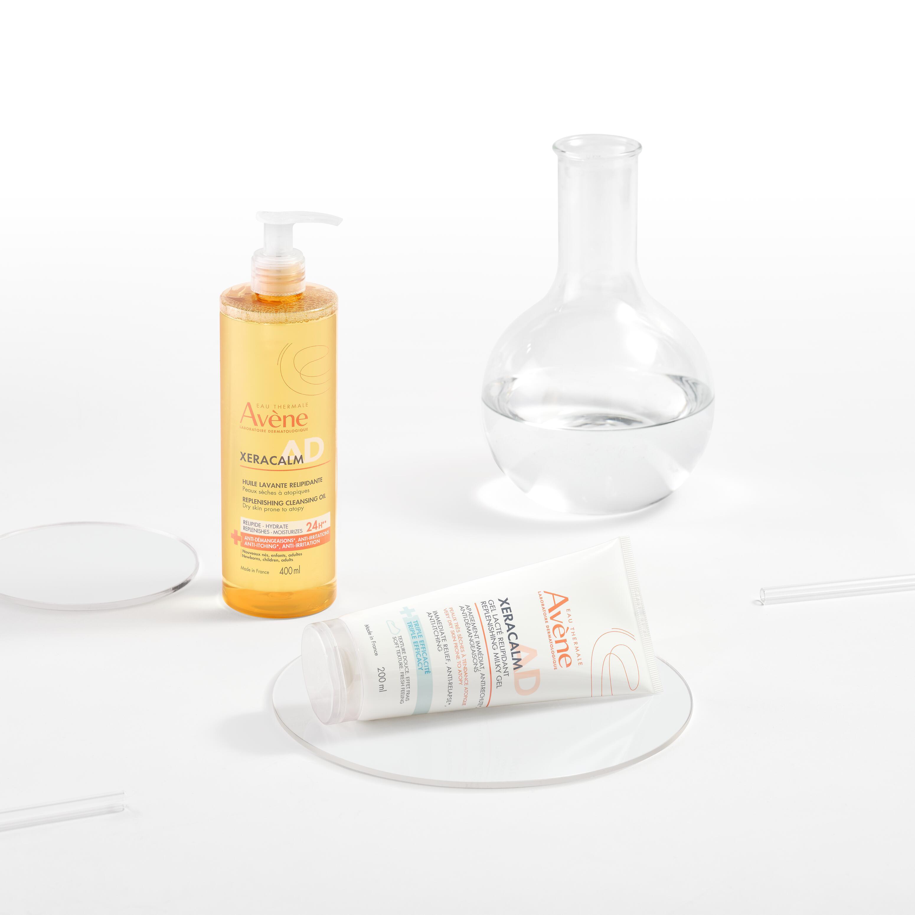 XERACALM AD Rückfettendes Milky Gel – Bild 2